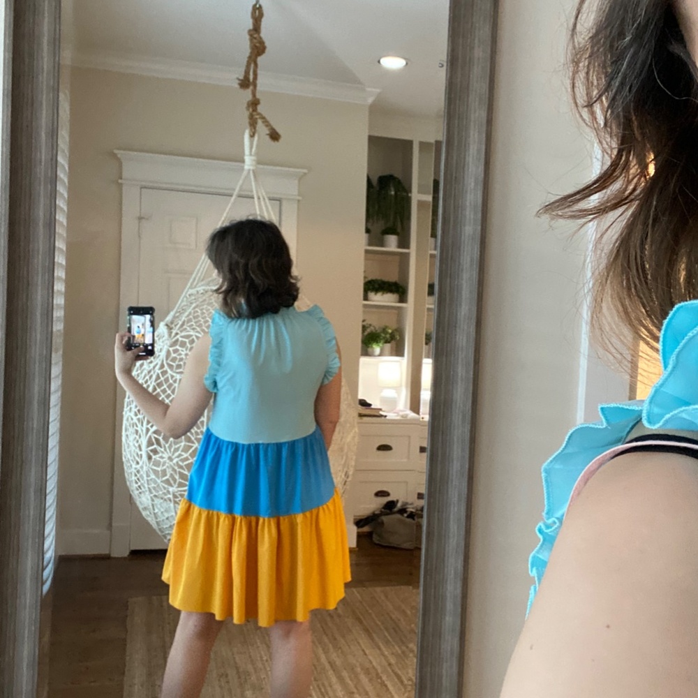 Dress - Picture 5 of 6